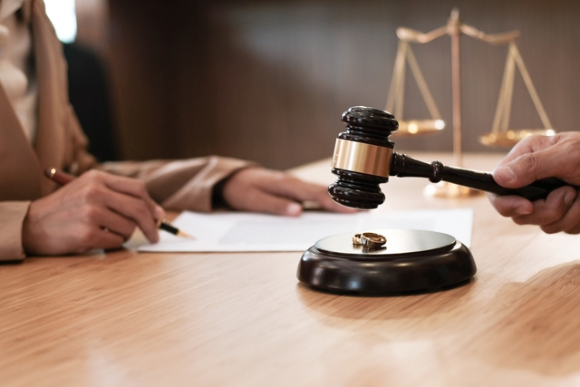 Oakland, CA – Divorce Attorney Explains Asset Division in California Marriages
