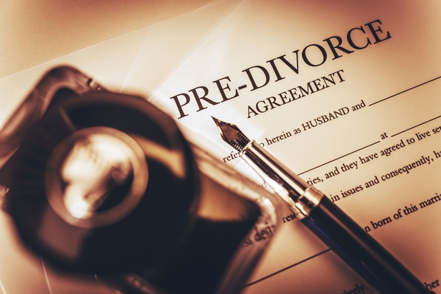 Castro Valley, CA – Contested and Uncontested Divorce Differences from a Lawyer